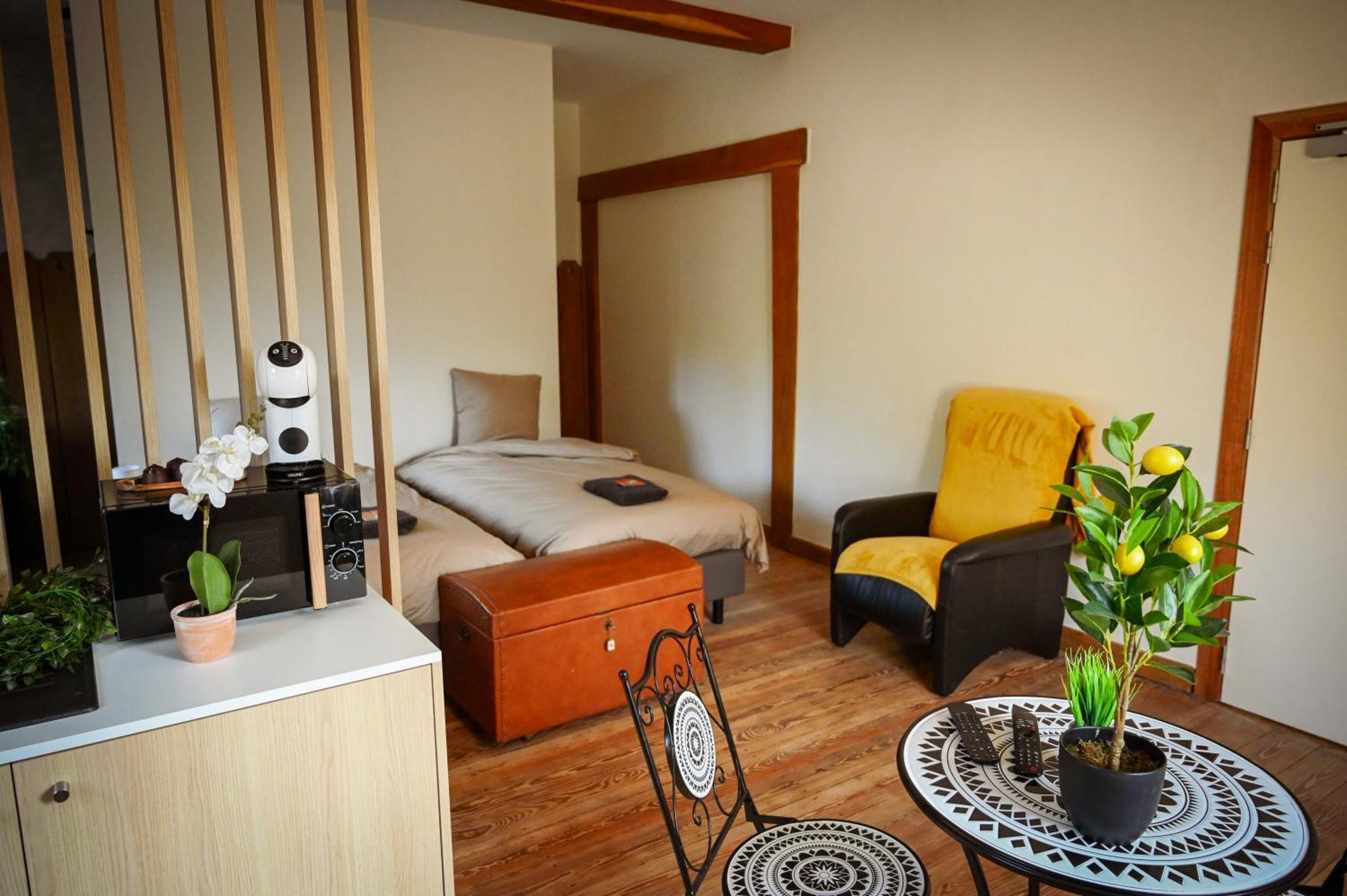 Open Source A L'Entree Du Circuit! Apartment Stavelot Room photo