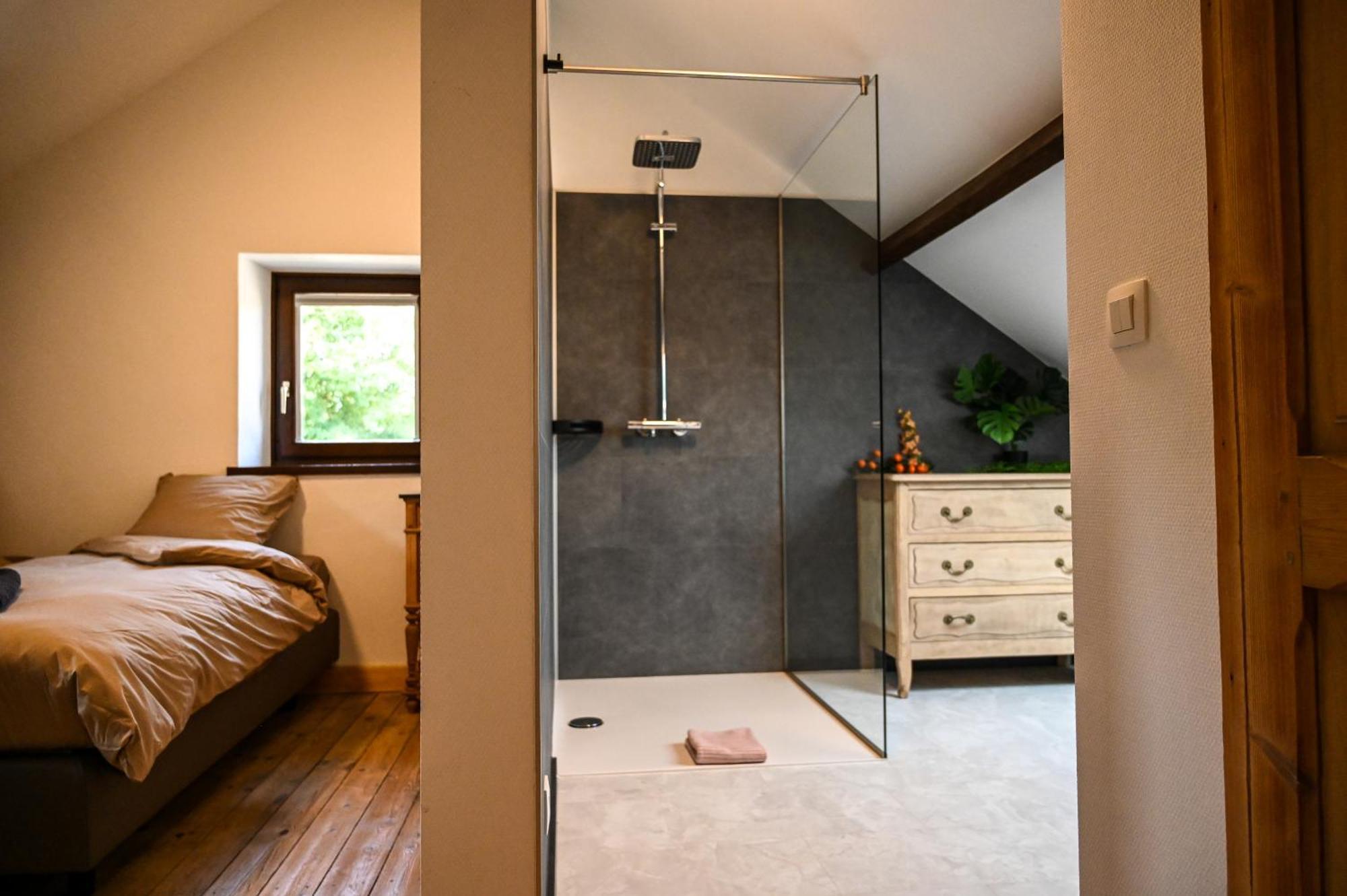Open Source A L'Entree Du Circuit! Apartment Stavelot Room photo
